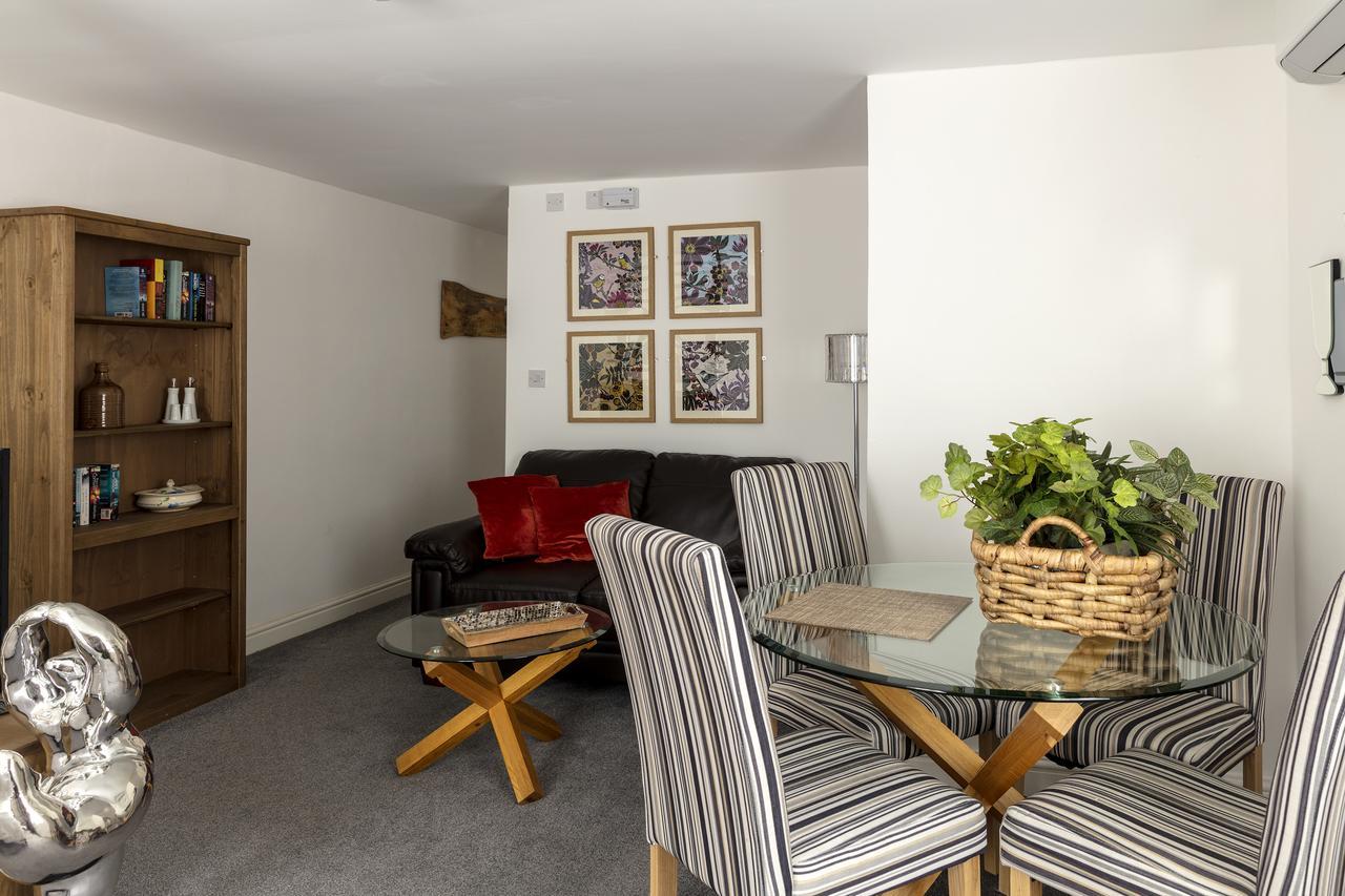 River Court Apartments Lets Cambridge  Bagian luar foto