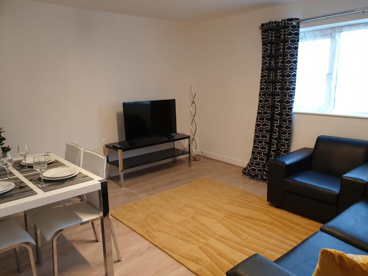 River Court Apartments Lets Cambridge  Bagian luar foto